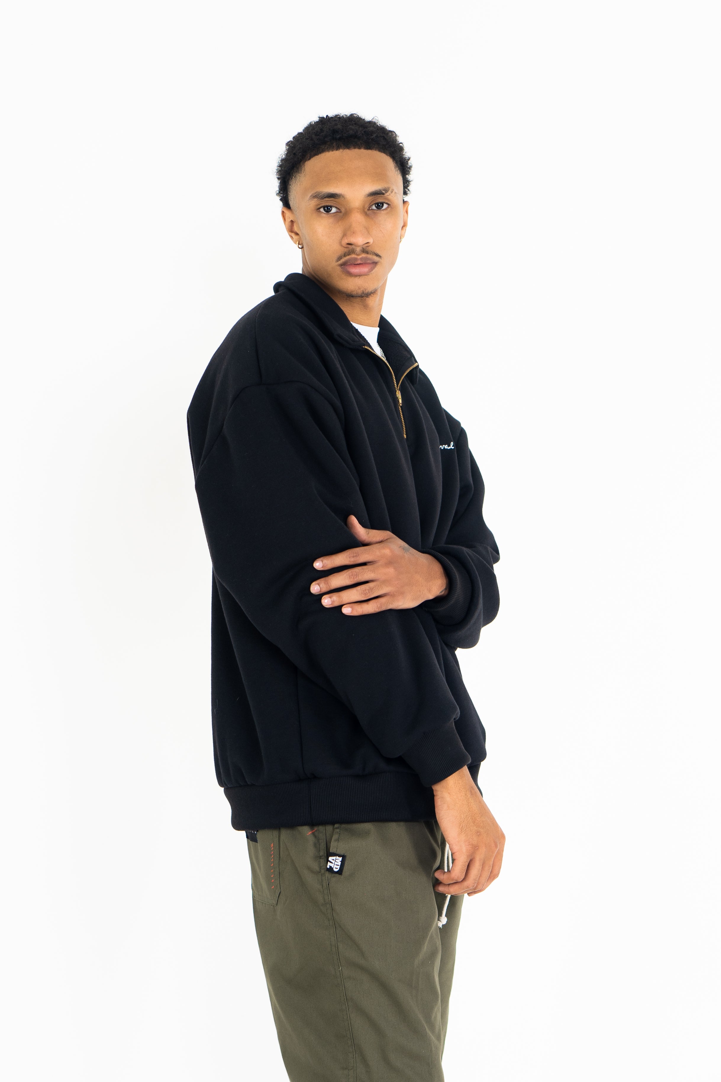 Black - Halfzip Sweatshirt – MedievalMNL